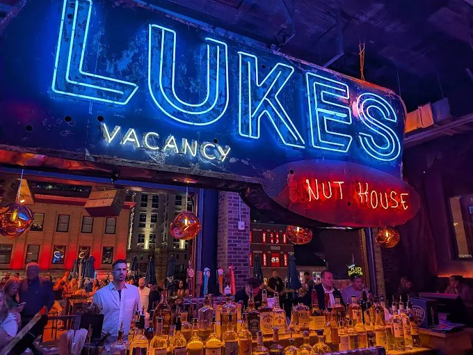 Luke Bryan’s 32 Bridge