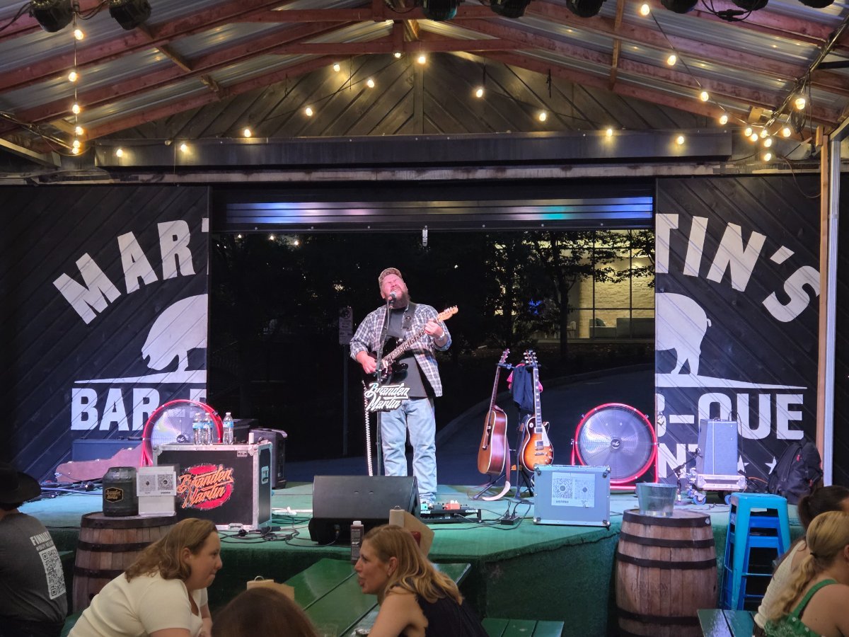 Martin's Bar-B-Que Joint